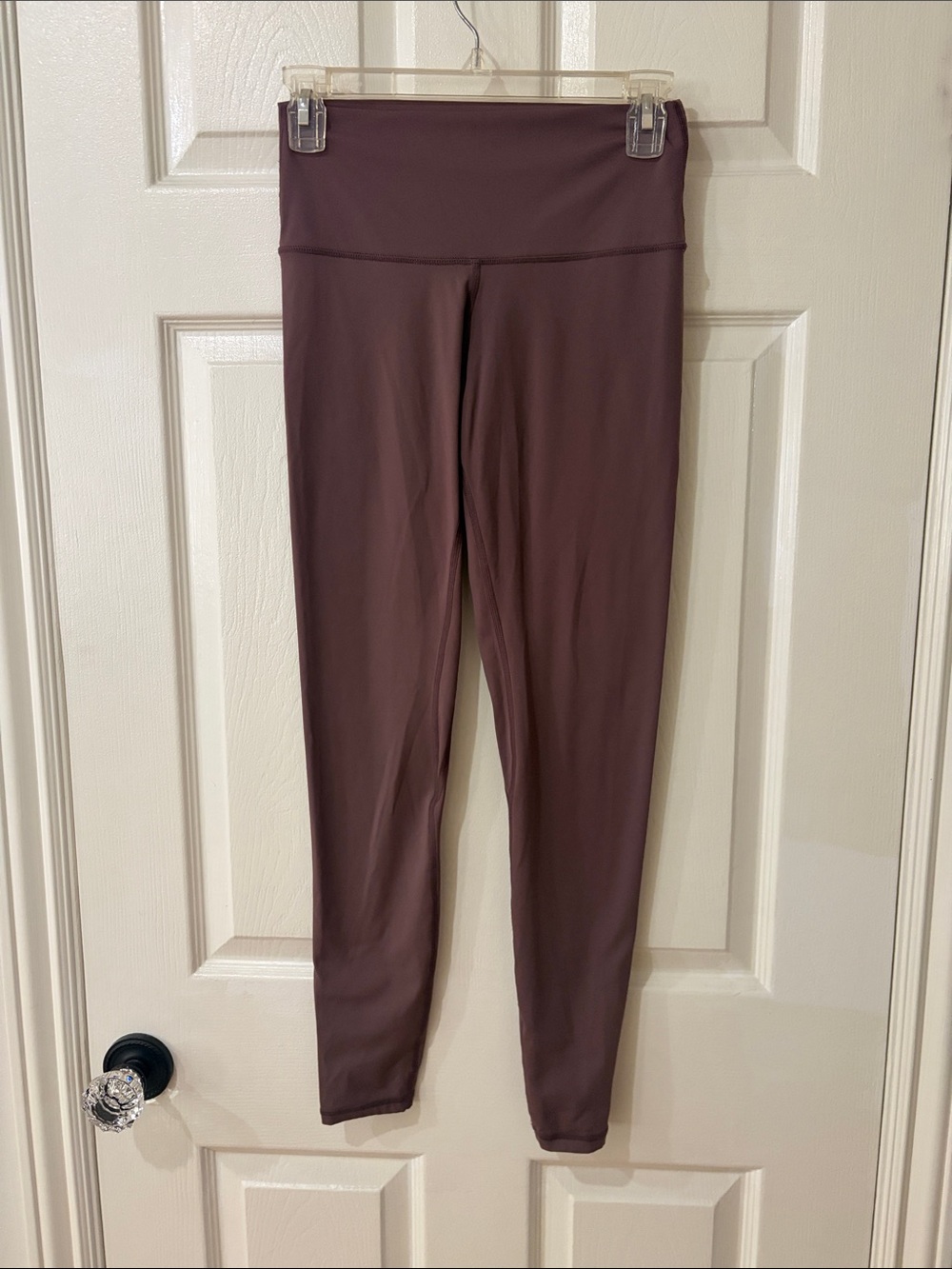 High-Waist Women's Leggings in Mauve Plum